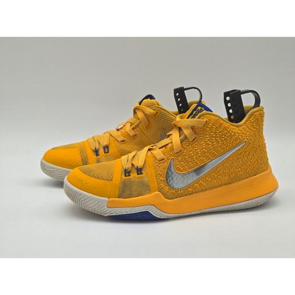 Mac and Cheese Yellow Nike Kyrie 3 Basketball Shoes Size 4Y | 859466-791 - Picture 1 of 9